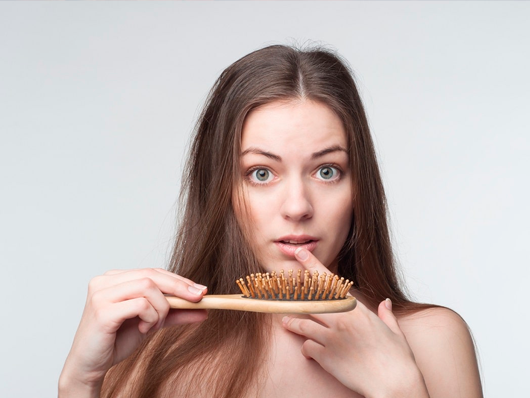 Que causa la pérdida del cabello (alopecia) y como prevenirlo